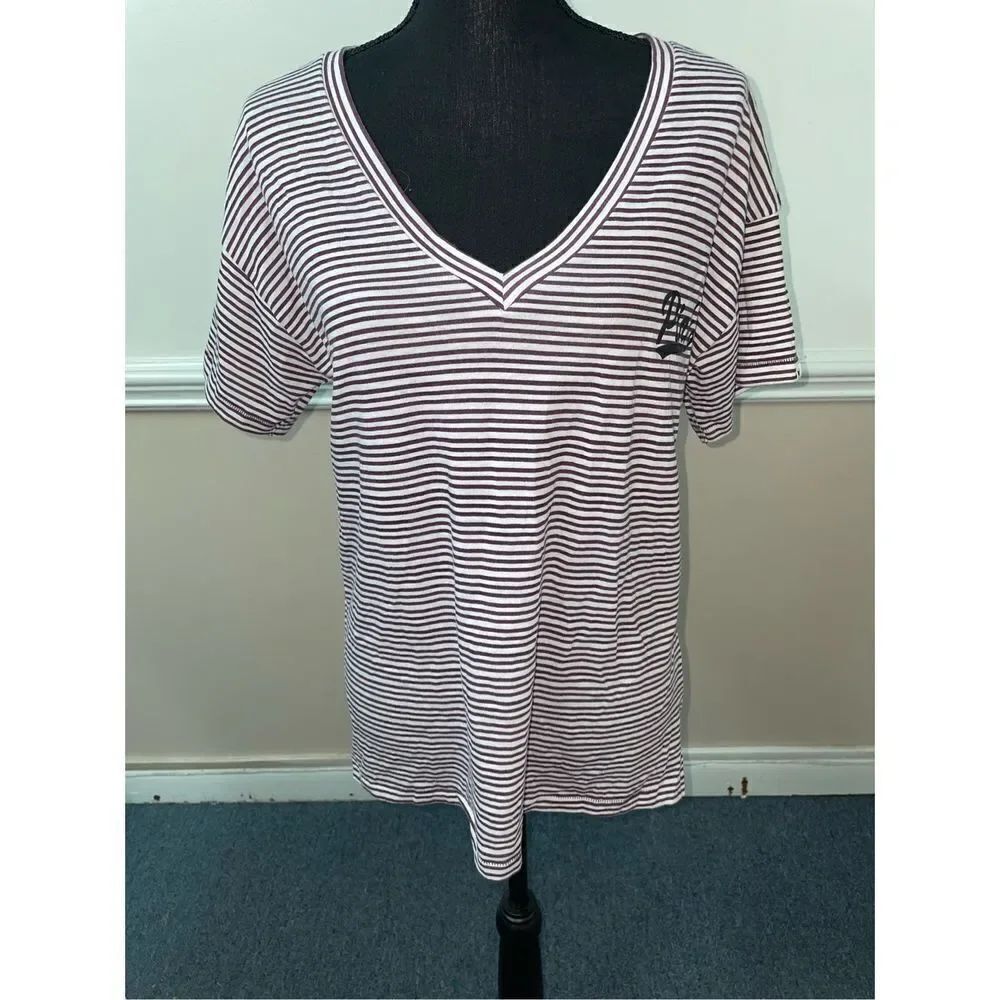 PINK Victoria’s Secret Stripe V-Neck Short Sleeve Tee Size Small